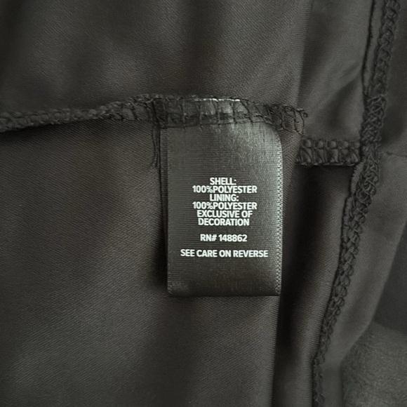 NWOT Torrid Elegant Black V-Neck Dress w/Cap Sleeves w/Embellishments.Size 00=10 - Picture 14 of 15